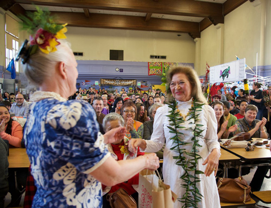 Kumu Betty Ann Bruno was one of many culture bearers to participate in the second annual Kapil’i Polynesian workshops organized in Berkeley by the Mahea Uchiyama Center for International Dance, a 2015 Living Cultures awardee. Photo: Craig Scheiner
