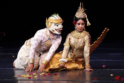Duet between Hanuman, the Monkey King, performed by Saranorrin Pheng, and the Golden Mermaid, performed by Charya Burt during act five of the Echoes of the Royal Court.