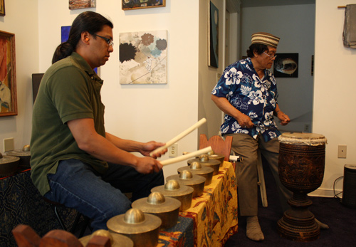 Master artist Danny Kalanduyan (right) and his 2013 apprentice Conrad Benedicto.  Danny, a NEA National Heritage Fellow, is sharing with Conrad his vast knowledge of the Filipino music form of Kulintang.