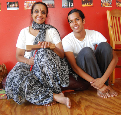 Master artist Viji Prakash (left) and apprentice Kasi Aysola in Prakash’s West Los Angeles dance studio.