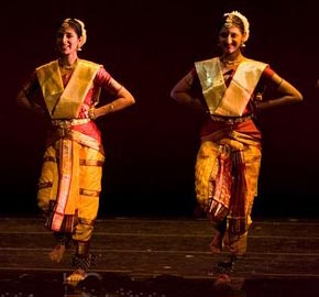 Master South Indian bharatanatyam dancer Shreelata Suresh