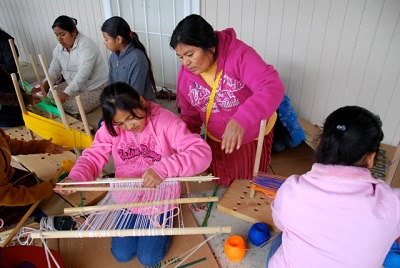 Movimiento Cultural de la Union Indígena is former Living Cultures grantee, receiving support for their Triqui Dreaming project; youth participated in a series of workshops in two areas of defining cultural traditions for Triqui migrants to California: weaving and music. The Triqui originate from a small region of Oaxaca, Mexico.
